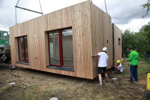 Montage McCube Modulhaus Holz